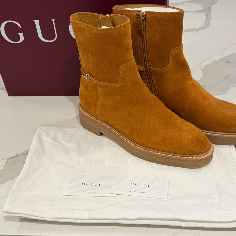 GUCCI Slim Horsebit Suede Ankle Boots EUR 37.5 US 7.5